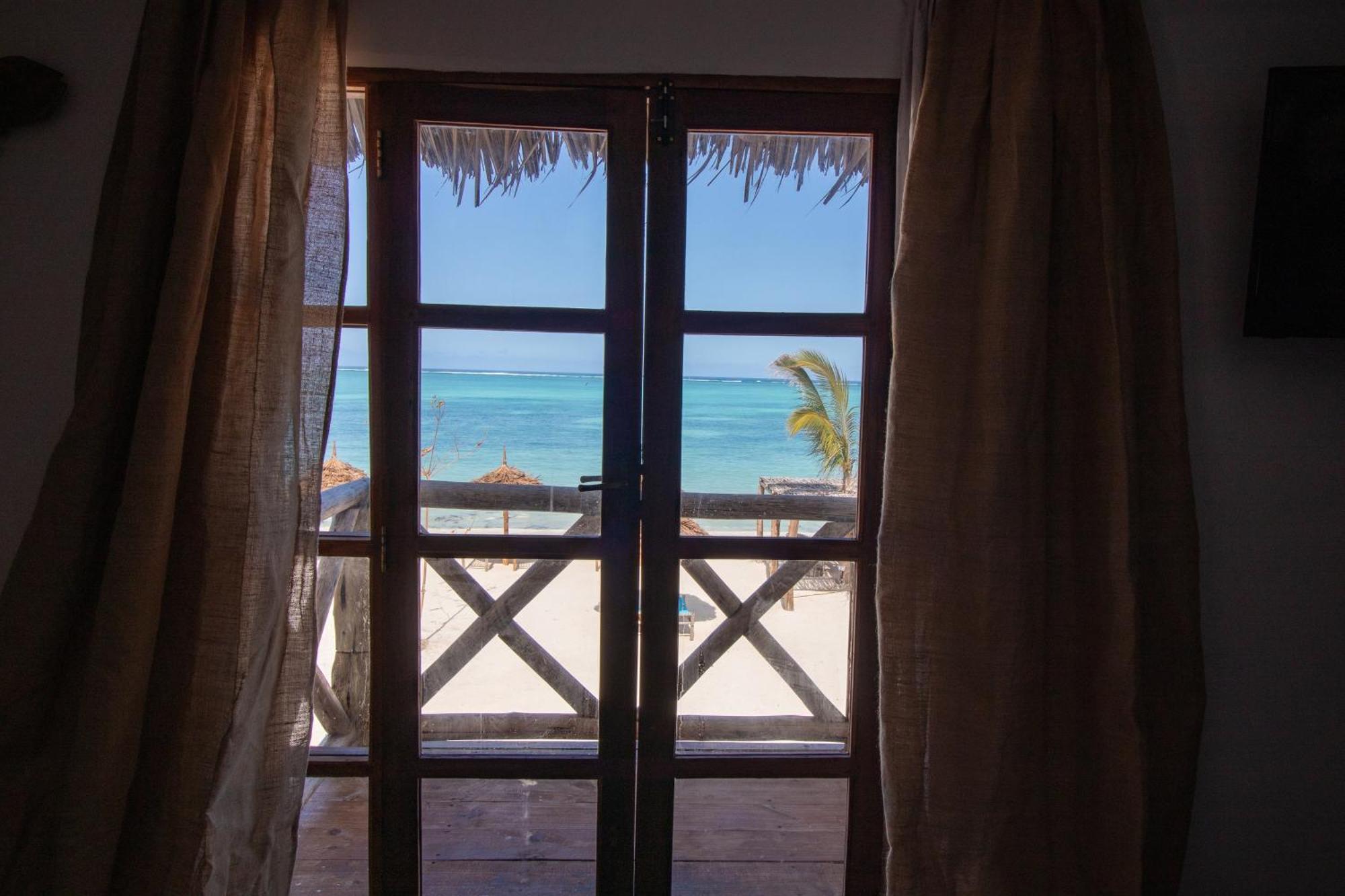 Nest Style Beach Hotel Zanzibar Makunduchi Exterior photo