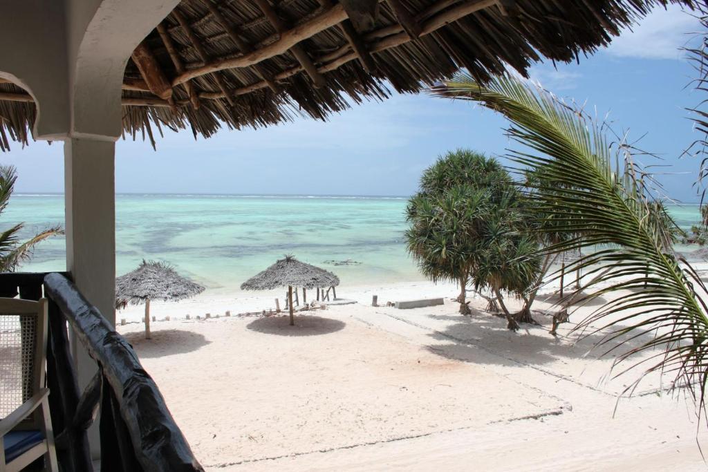 Nest Style Beach Hotel Zanzibar Makunduchi Exterior photo