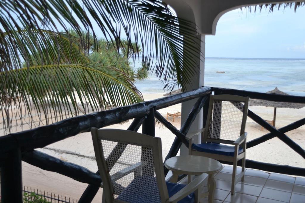 Nest Style Beach Hotel Zanzibar Makunduchi Exterior photo